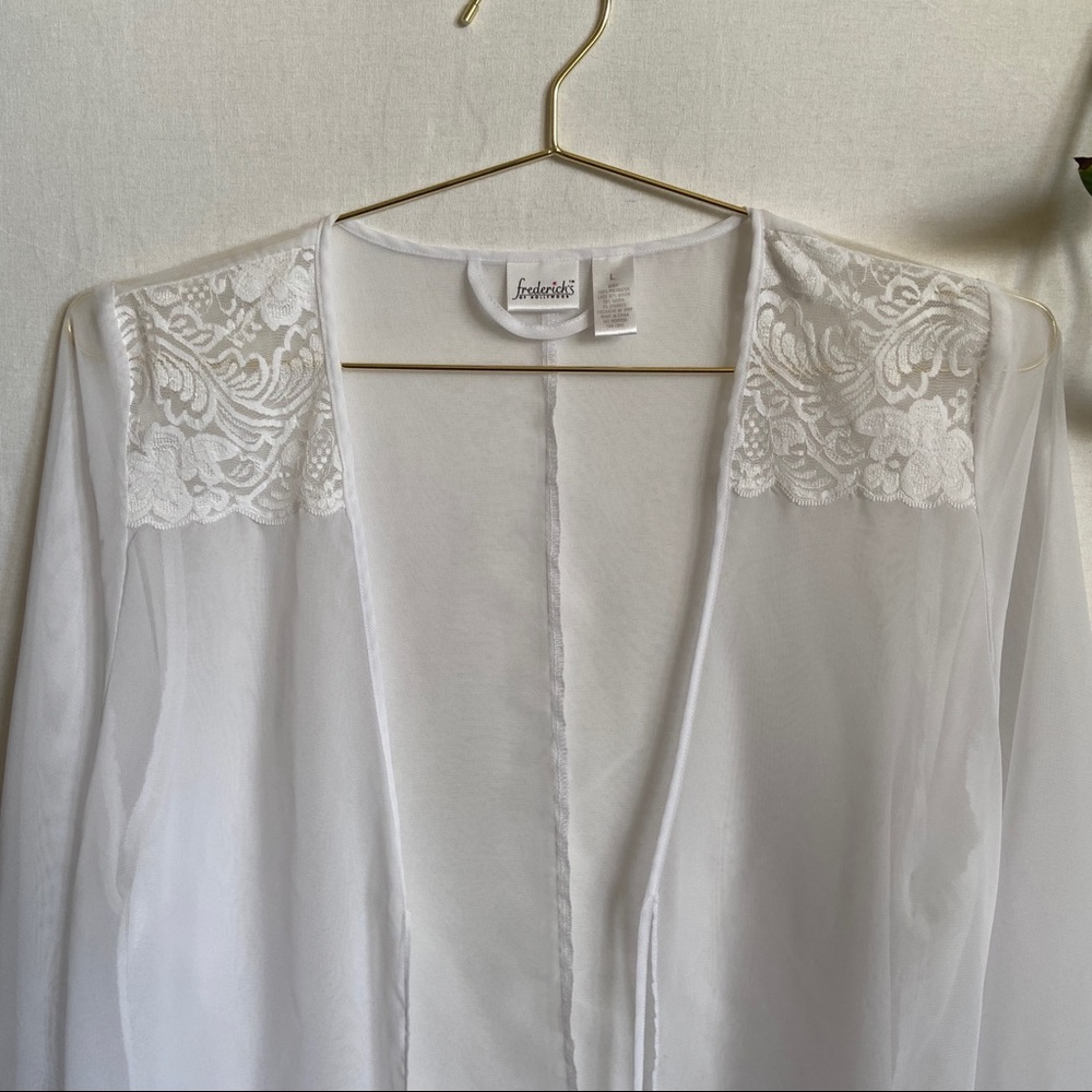 VINTAGE • Frederick’s of Hollywood 2010s white Sheer Lace Robe Cottagecore L - Picture 2 of 7
